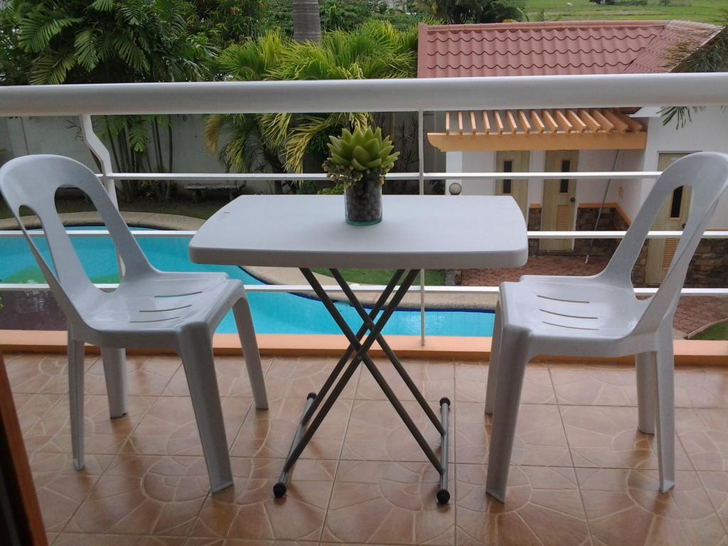 Sir Nico Pensión y Resort Pulilan Habitación foto